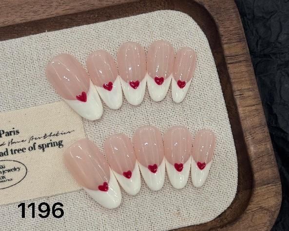 Oval-666
